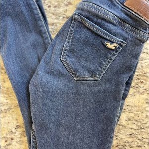 Hollister Jean Jegging Crop Capris